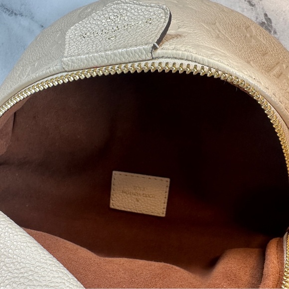 LV Louis Vuitton Empreinte Bumbag Cream Monogram Waist Crossbody - Picture 9 of 16